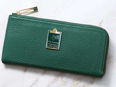 金運が上がる緑のお財布の形は、ハースケジュールのL字ファスナー財布「チェレットアモーレ ブリッティッシュグリーン」
