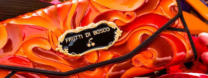 「金運を高め理想の自分になりたい」方におすすめのオレンジのお財布は、フルッティ ディ ボスコのサルー タルトタタン