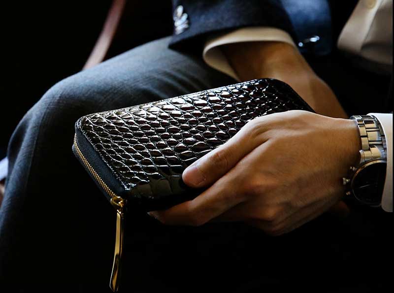 社長が選ぶ！威厳と風格あるクロコダイル財布は、池田工芸のクロコダイル ロングウォレット