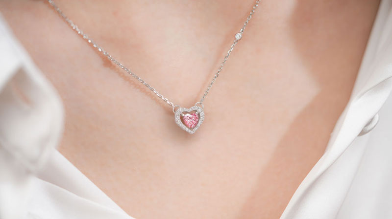 ピンクダイヤモンドのネックレス